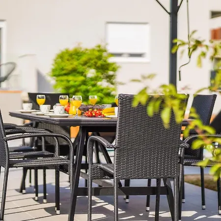 Villa Krslovic *